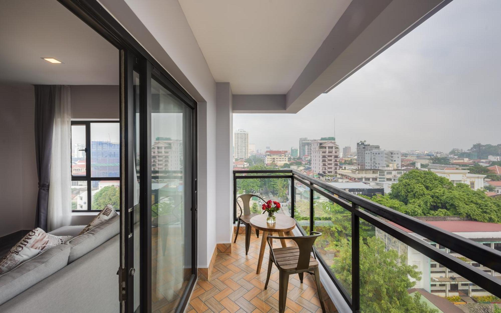Phnom Penh 51 Hotel & Residences Екстер'єр фото