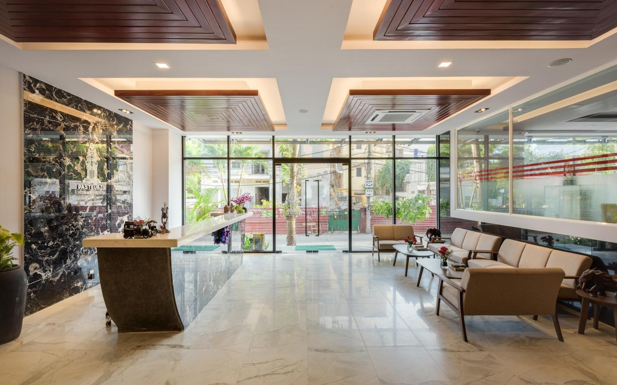 Phnom Penh 51 Hotel & Residences Екстер'єр фото