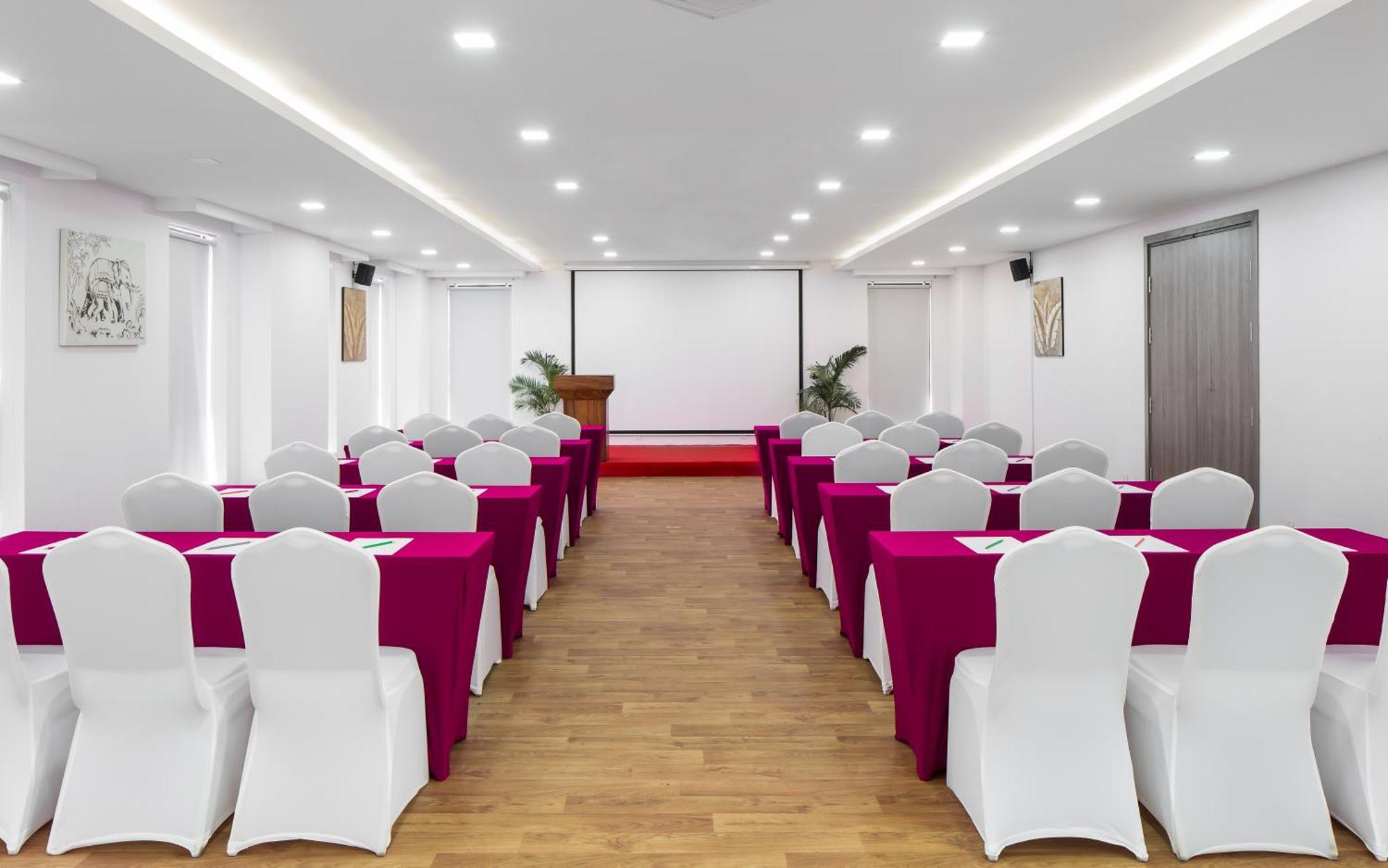 Phnom Penh 51 Hotel & Residences Екстер'єр фото