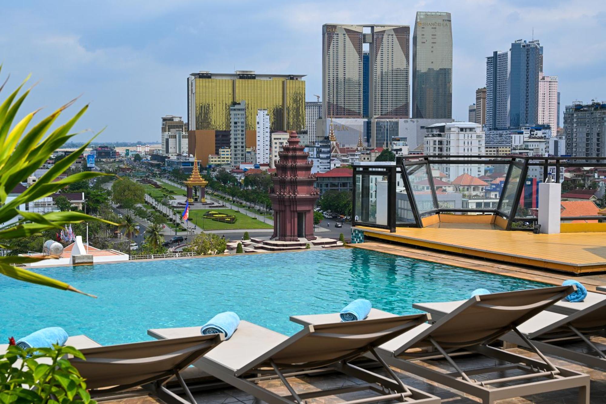 Phnom Penh 51 Hotel & Residences Екстер'єр фото